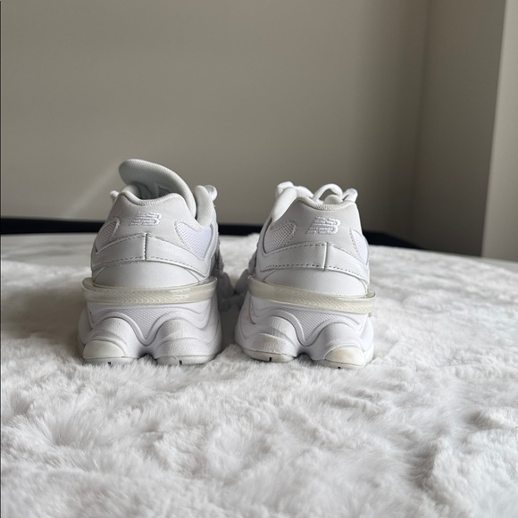 New Balance 9060 White Chunky Mesh & Leather Sneakers - Picture 4 of 5